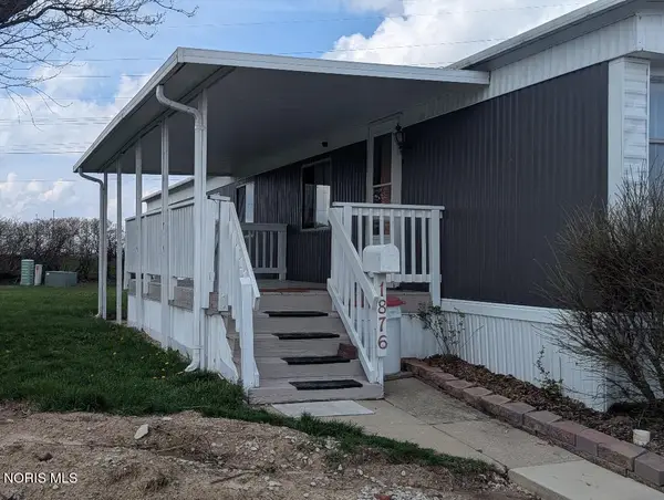 1876 Huntington Drive, Findlay, OH 45840