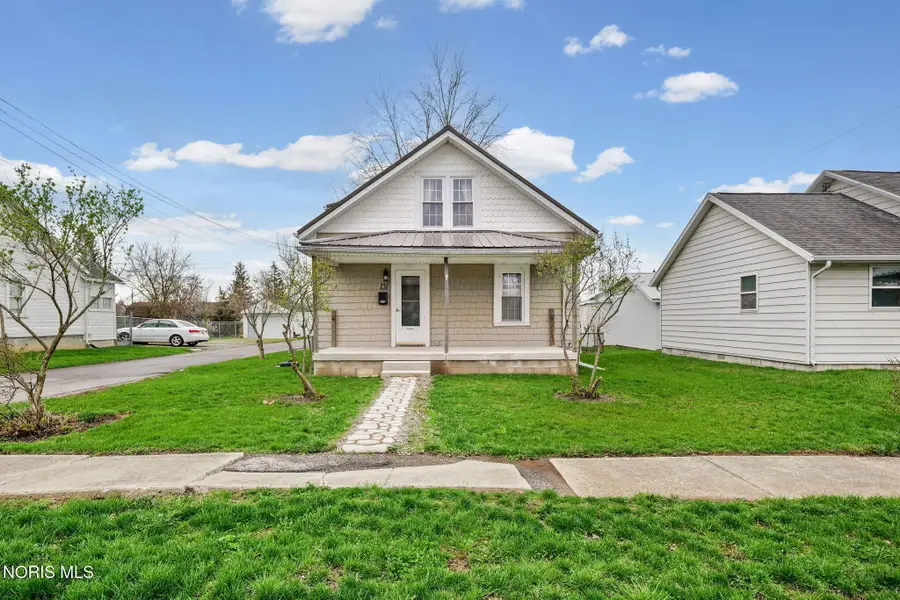 151 Monroe Avenue, Findlay, OH 45840 - #2