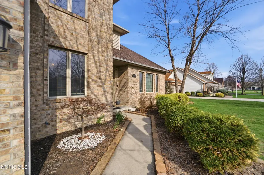 2118 S Lake Court, Findlay, OH 45840 - #3