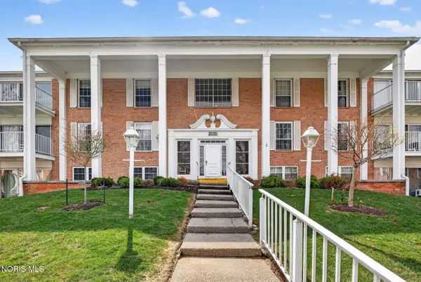 5679 Monroe St #1118, Sylvania, OH 43560