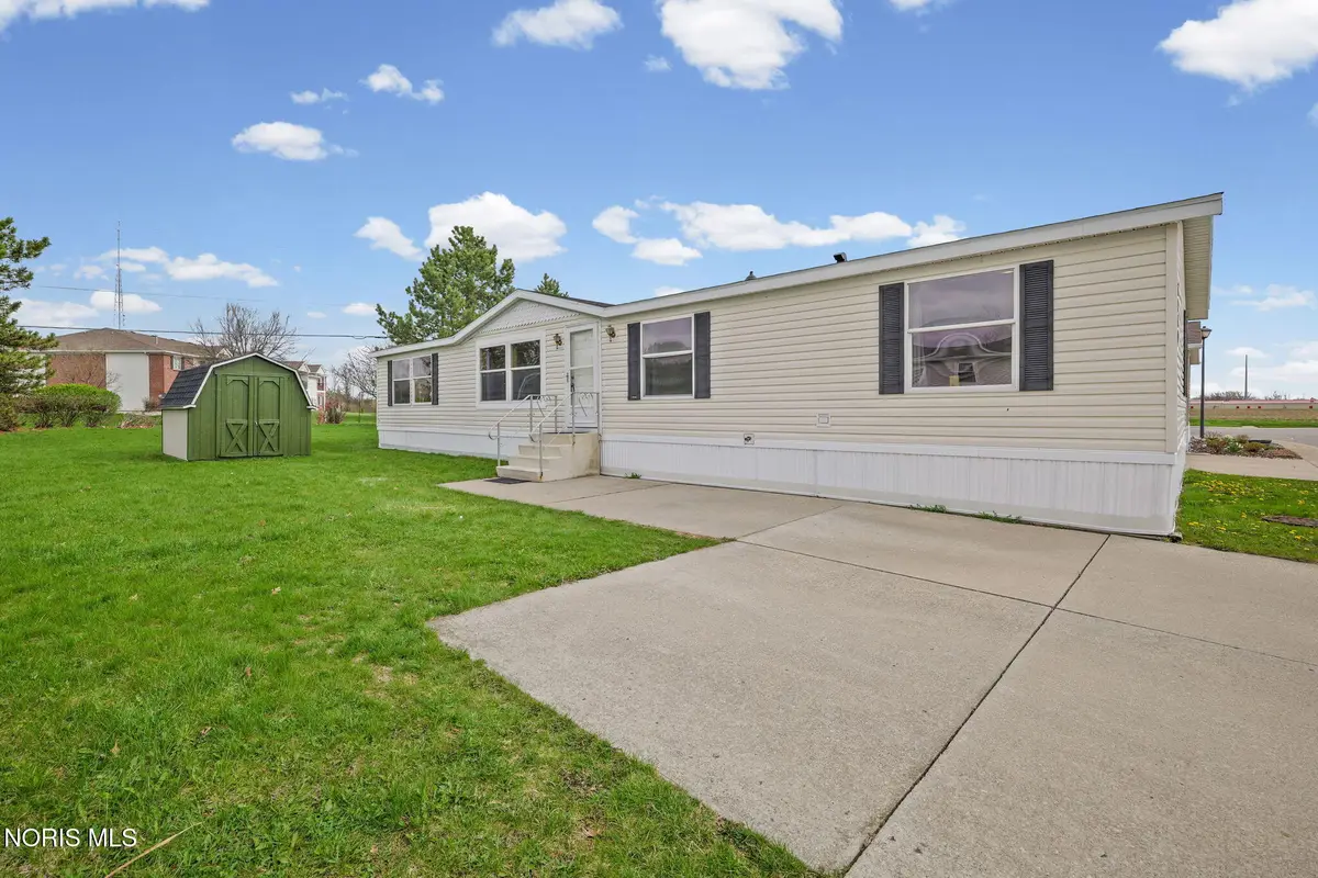 1360 Delwood Avenue, Findlay, OH 45840 - #1