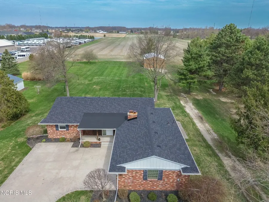 6421 Seaman Road, Oregon, OH 43616 - #2