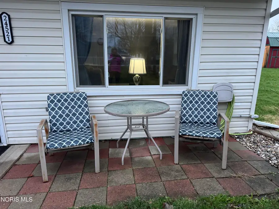 24521 Maple Street, Stony Ridge, OH 43463 - #2