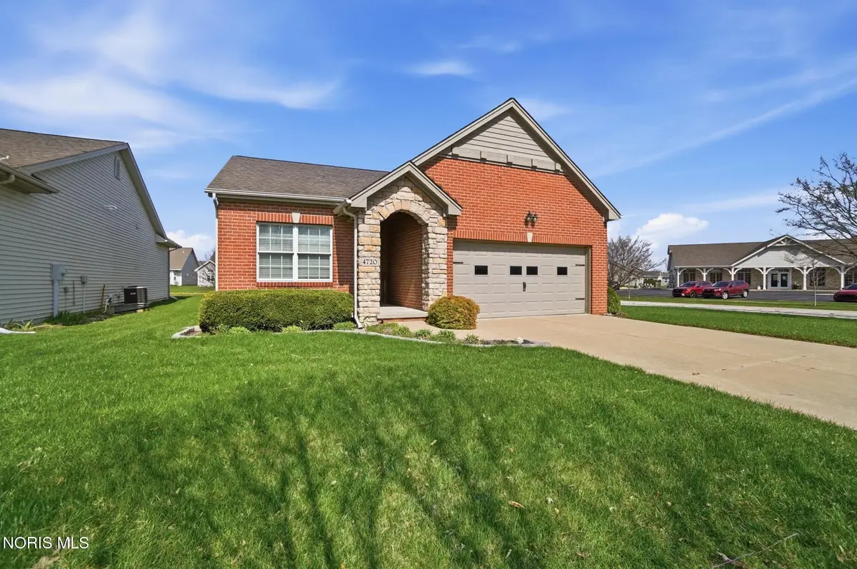 4720 Park Place Boulevard, Sylvania, OH 43560 - #1