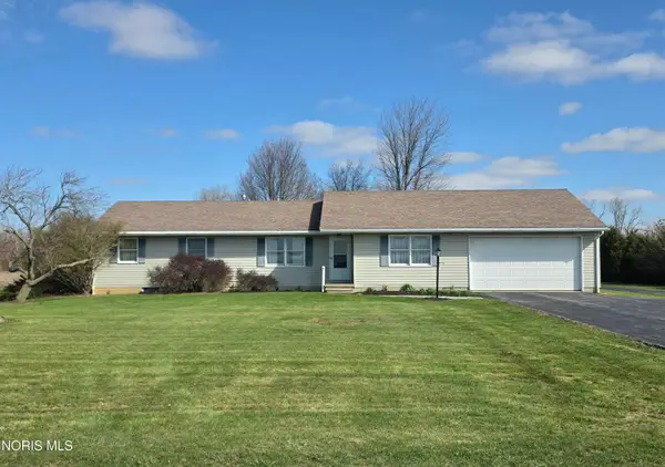 7284 Alexander Road, Bowling Green, OH 43402