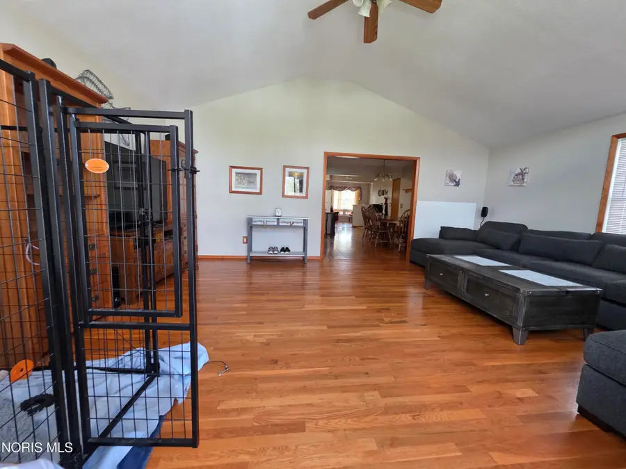 5328 Elaine Drive, Toledo, OH 43613 - #3