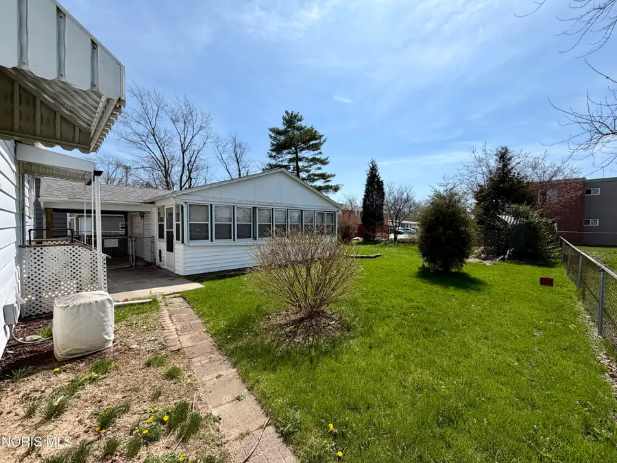 516 Ralston Avenue, Defiance, OH 43512 - #2