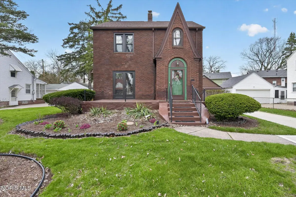 1528 Glenbrook Drive, Toledo, OH 43614 - #1