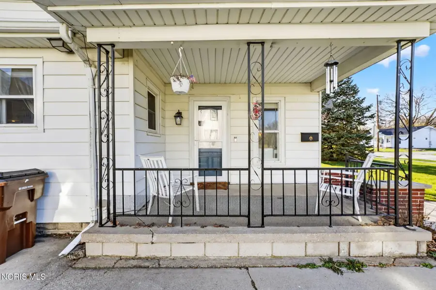 645 W Madison Street, Gibsonburg, OH 43431 - #2