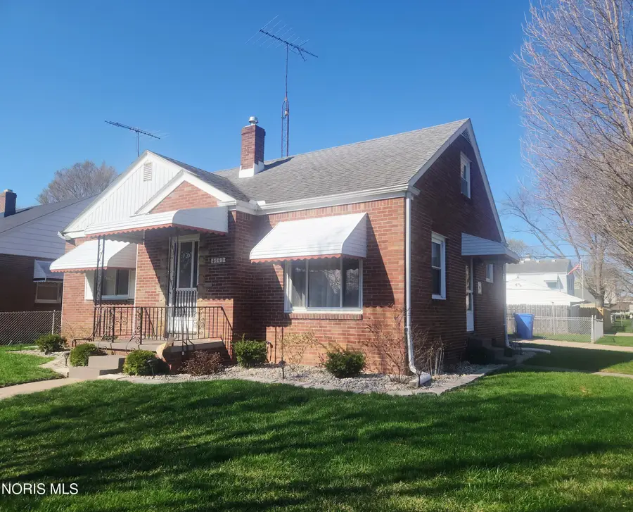5069 Tappan Avenue, Toledo, OH 43612 - #2