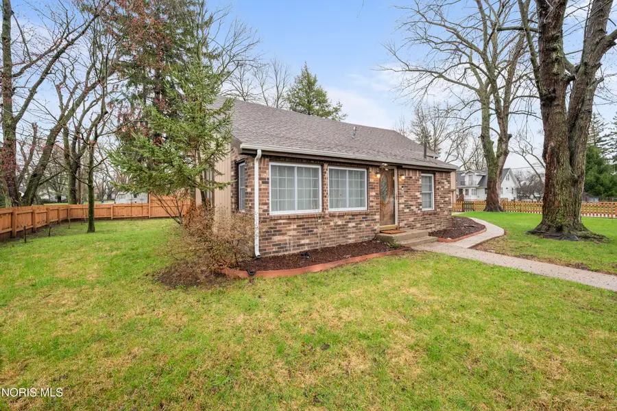 5057 Kellogg Road, Toledo, OH 43615 - #2