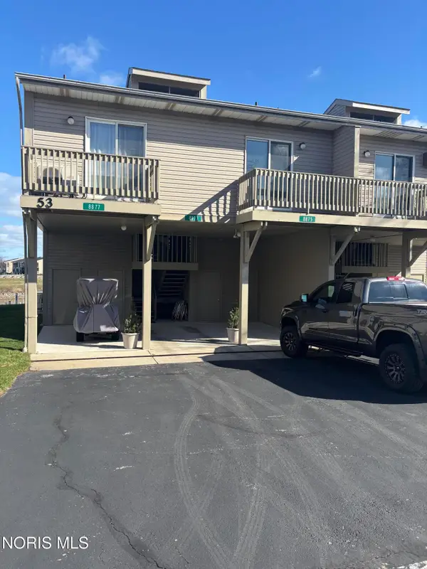 8877 W Canada Goose Court, Oak Harbor, OH 43449