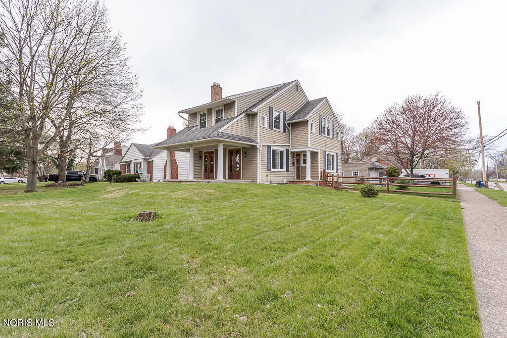 3402 Beverly Drive, Toledo, OH 43614 - #1