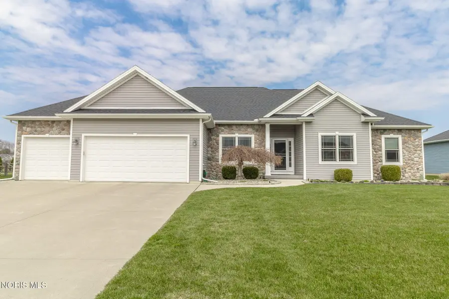 6376 Whitehouse Valley Drive, Whitehouse, OH 43571 - #2