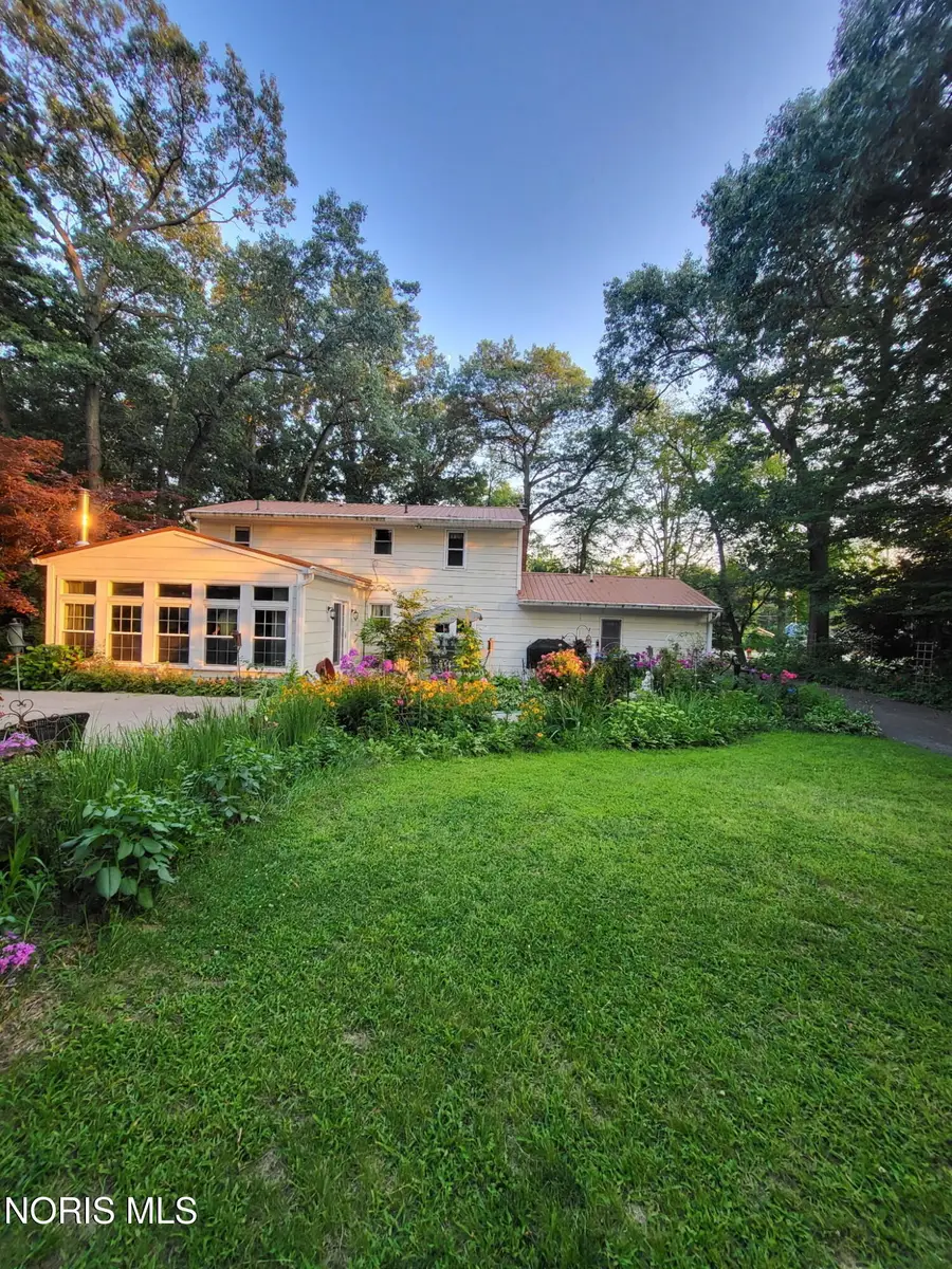 10112 Maumee Western Road, Monclova, OH 43542 - #2