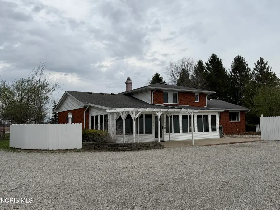 3195 County Road B, Swanton, OH 43558 - #3