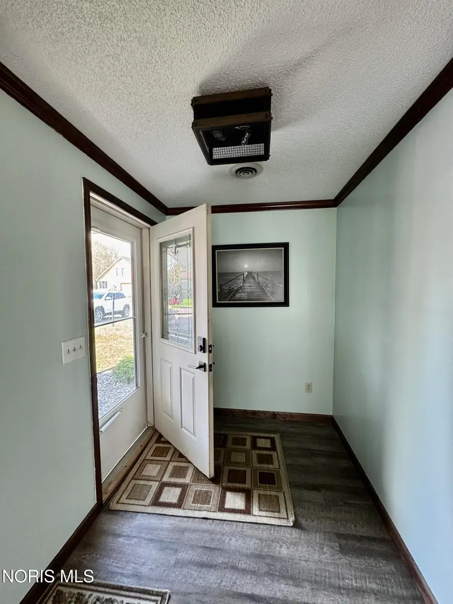 419 Cardinal Drive, Bryan, OH 43506 - #2