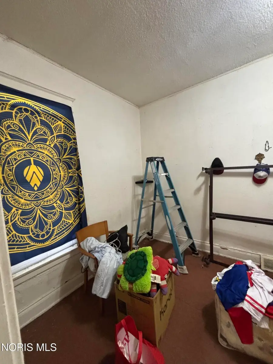 722 Walnut Street, Toledo, OH 43604 - #3