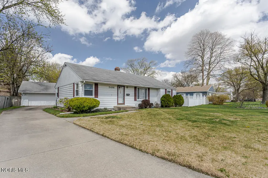 3438 Ravenwood Boulevard, Toledo, OH 43614 - #3