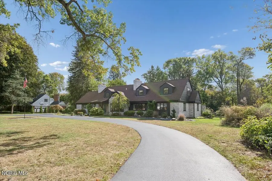 4545 Indian Road, Ottawa Hills, OH 43615 - #3