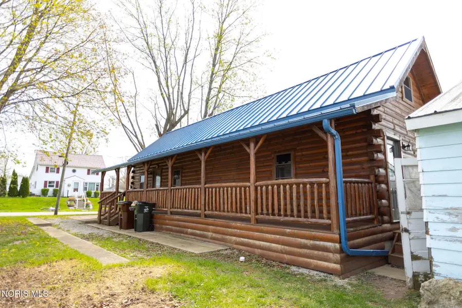 208 Stevens Street, Kenton, OH 43326 - #3