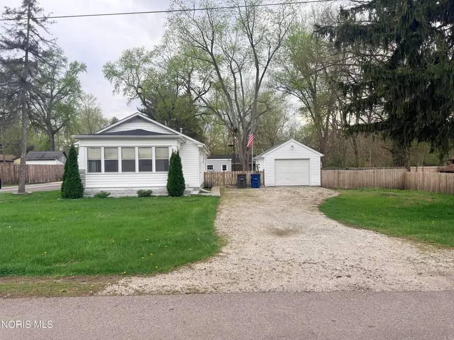 247 Deigle Drive, Toledo, OH 43615 - #2