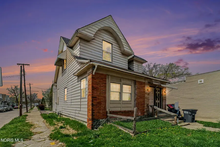 426 E Broadway Street, Toledo, OH 43605 - #2