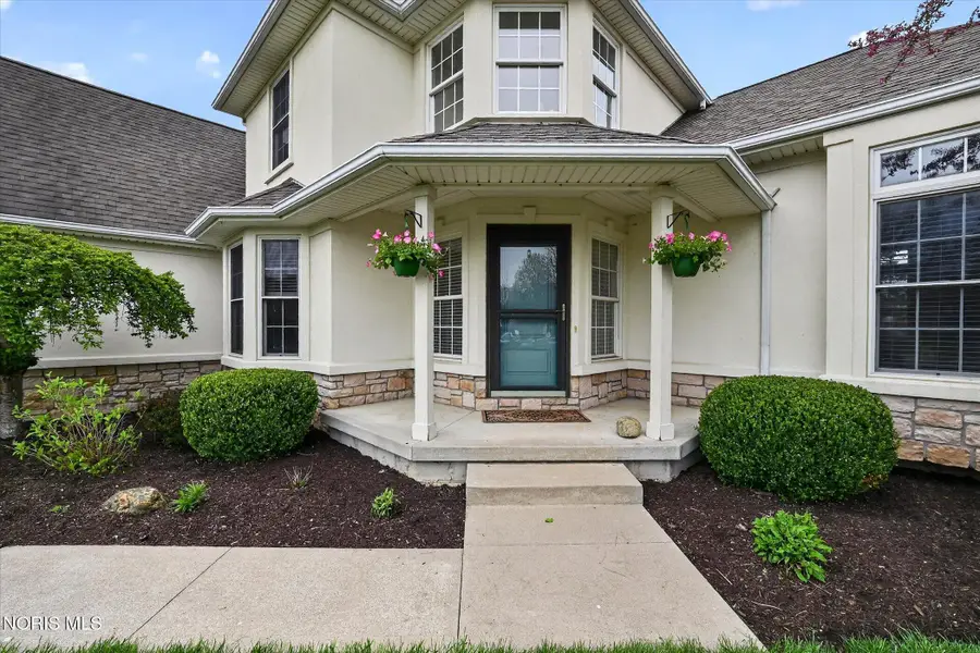 4742 Middle Branch, Monclova, OH 43542 - #2