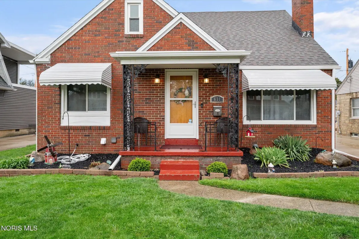 631 Ansonia Street, Oregon, OH 43616 - #1