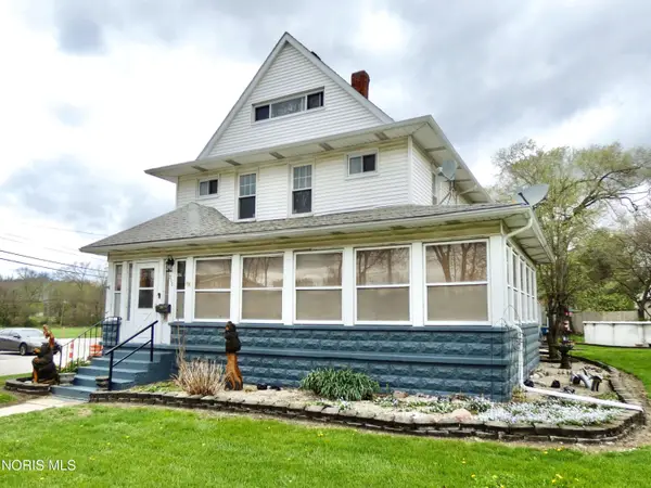 208 Dodge Street, Swanton, OH 43558