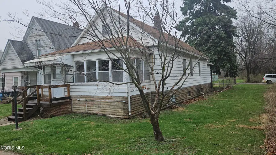 2723 Fremont Street, Toledo, OH 43605 - #3