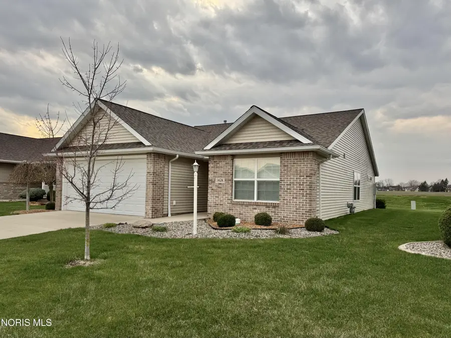 1424 Summer Field Lane, Bryan, OH 43506 - #2