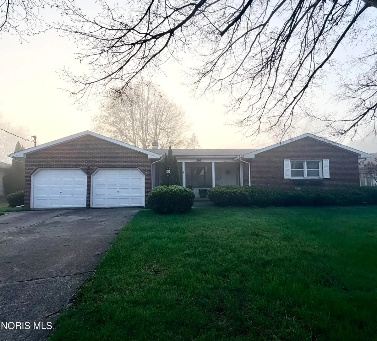 516 Lorraine Avenue, Bowling Green, OH 43402 - #1