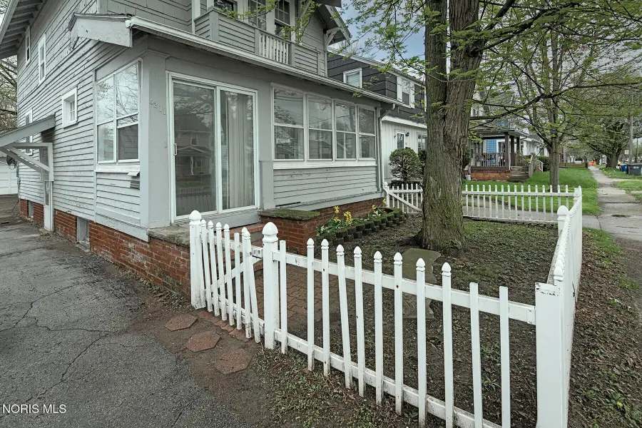 4211 Jackman Road, Toledo, OH 43612 - #2