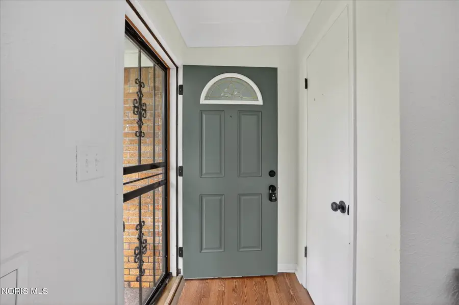 826 Ranch Drive, Toledo, OH 43607 - #3