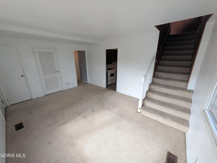 5563 302nd Street, Toledo, OH 43611 - #3