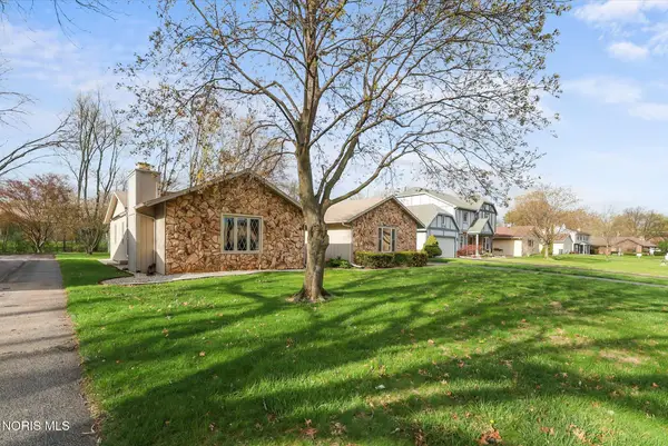 6804 Woodmeadow Drive, Toledo, OH 43617