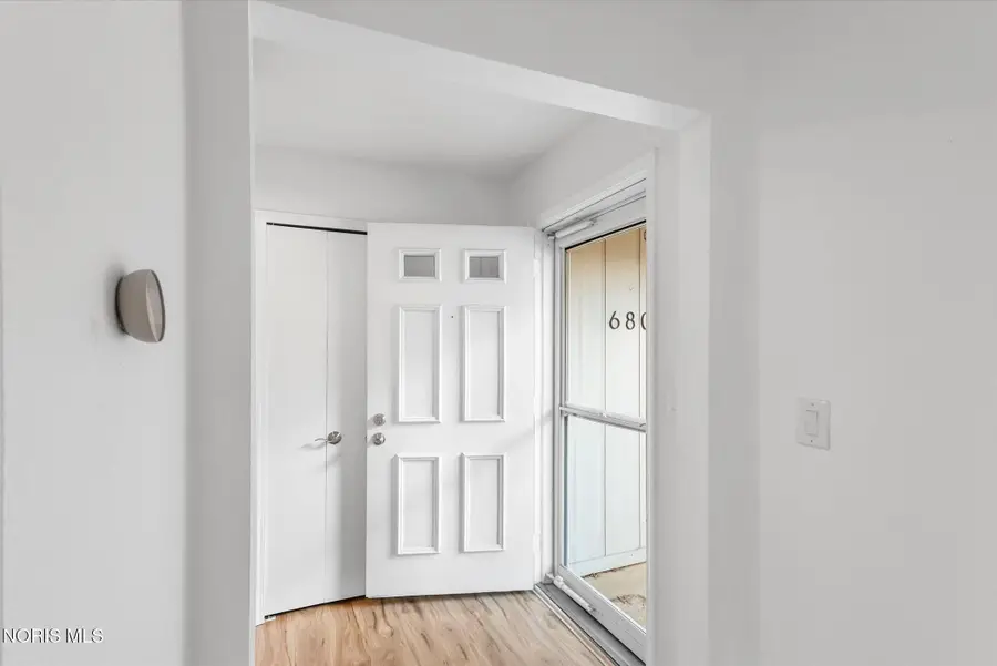 6804 Woodmeadow Drive, Toledo, OH 43617 - #3