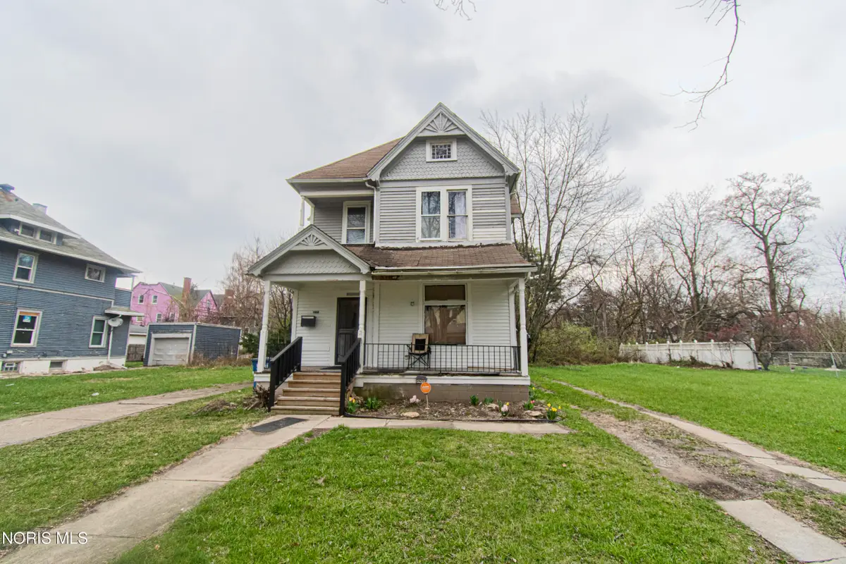 2422 Lawrence Avenue, Toledo, OH 43620 - #1