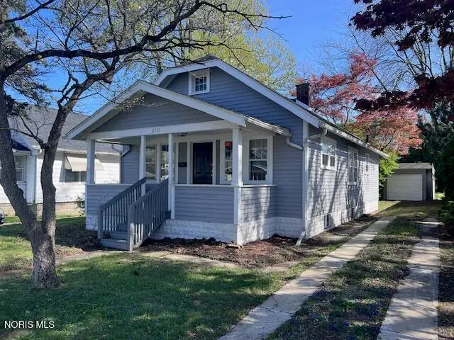 2555 Oak Grove Place, Toledo, OH 43613 - #1