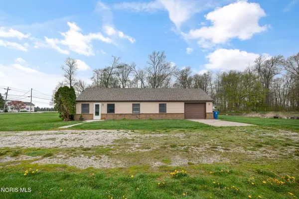 6237 Seaman Road, Oregon, OH 43616