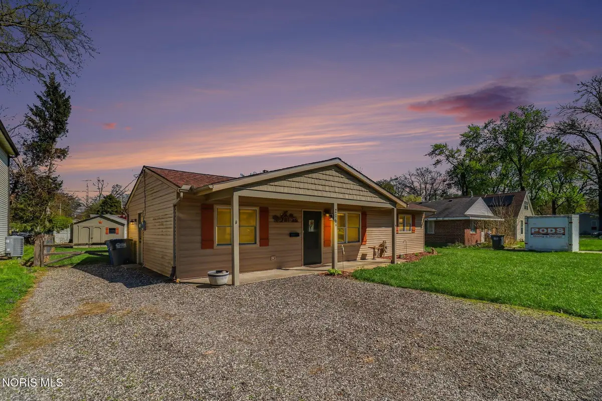 216 Bonaparte Drive, Toledo, OH 43615 - #1