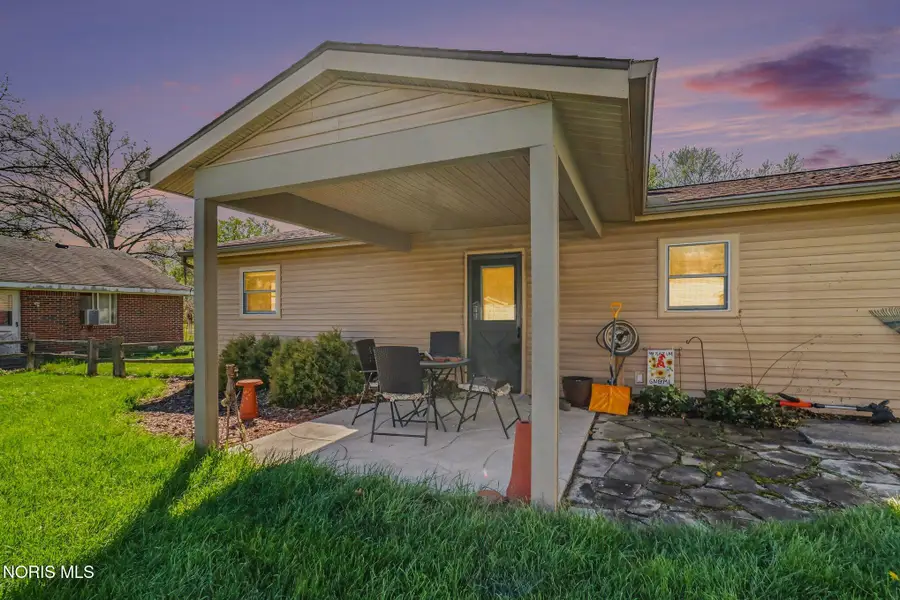 216 Bonaparte Drive, Toledo, OH 43615 - #3