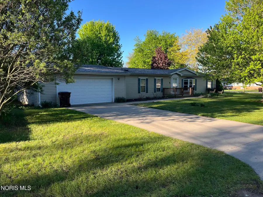 3203 Circle Drive, Delta, OH 43515 - #3