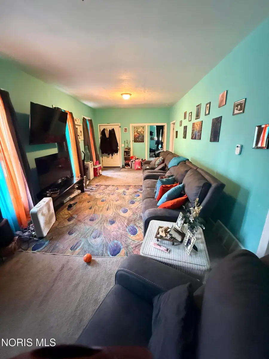 1102 Harding Drive, Toledo, OH 43609 - #3