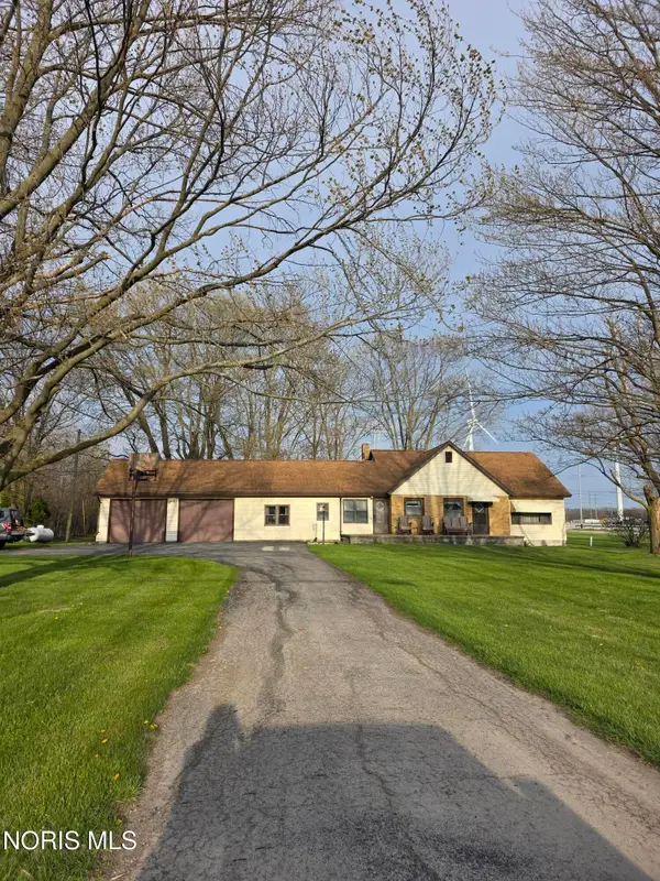 4449 County Road 220, Findlay, OH 45840
