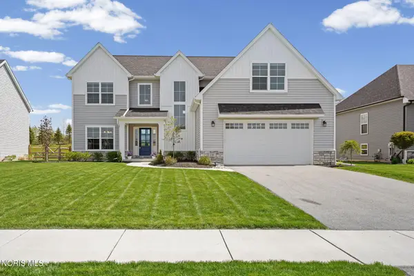 130 Barton Creek Drive, Perrysburg, OH 43551