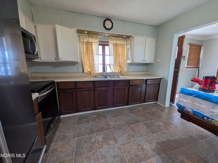 7939 Trinity Road, Defiance, OH 43512 - #3