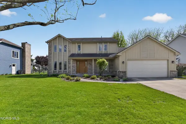 1284 Woodstream Road, Perrysburg, OH 43551