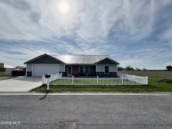 720 Bergman Drive, Sherwood, OH 43556